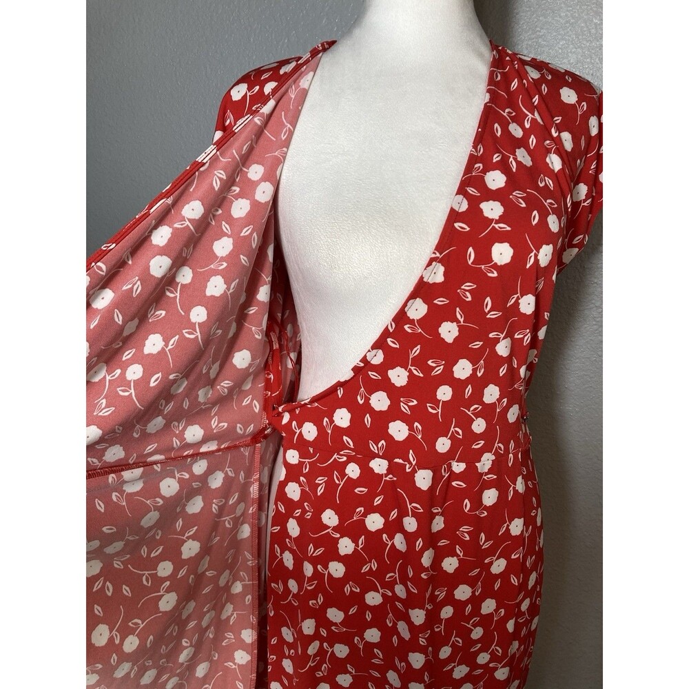 Maggy London Wrap Dress Red Floral Ruched Cap Sleeve Size 10 - Picture 5 of 9